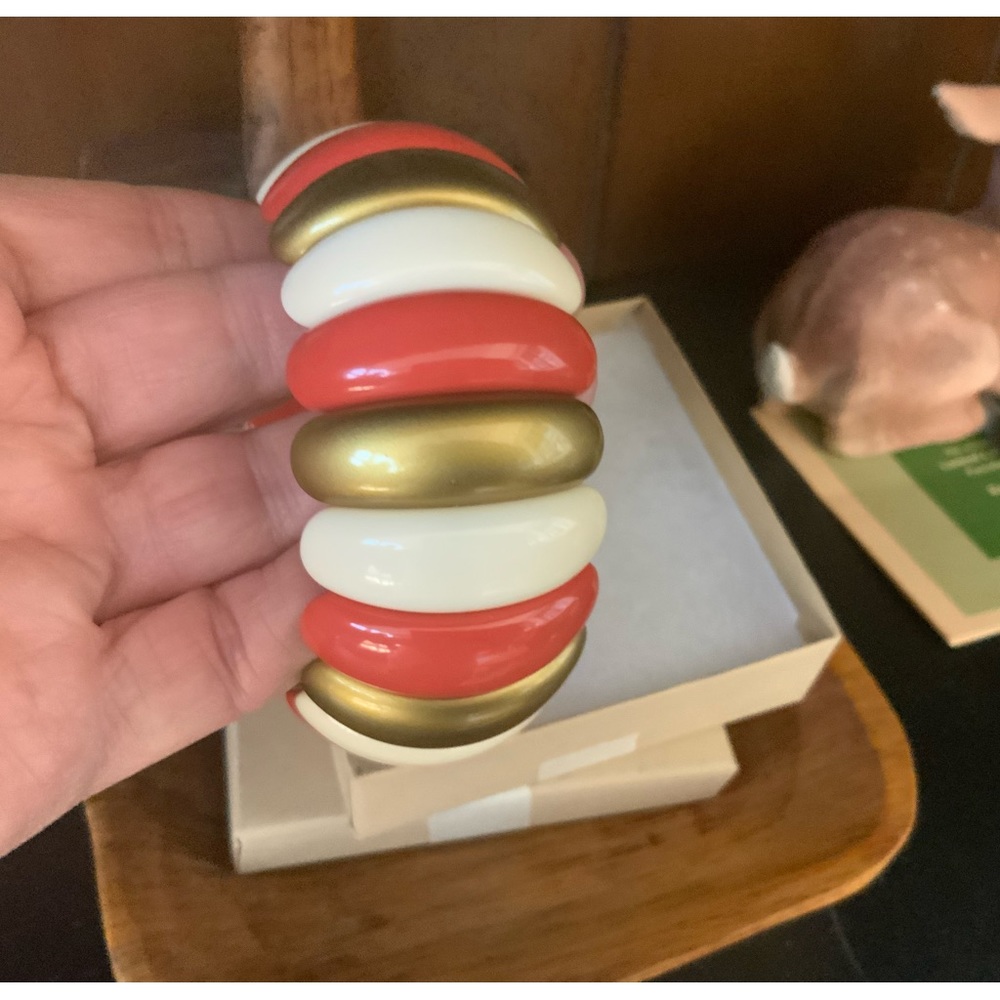 Stretch bracelet